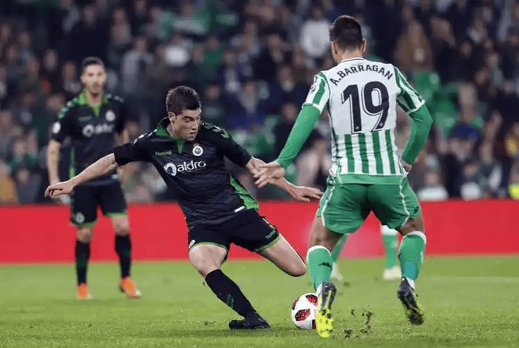 西甲焦点战：皇马VS贝蒂斯，伤病潮下的攻防博弈